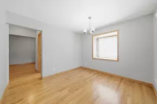 586 S Hawthorne Ave, Elmhurst, IL 60126 - Photo 16