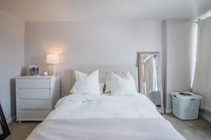 1560 N Sandburg Terrace, Chicago, IL 60610 - Photo 16