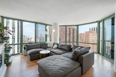 111 W Maple Street #1601, Chicago, IL 60610 - Photo 4