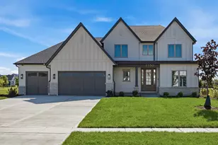 1033 Emerald Dr, Naperville, IL 60540 - Photo 1