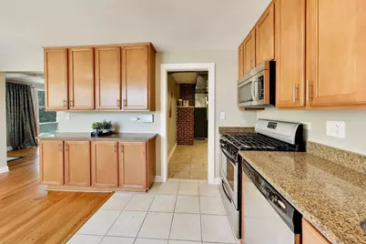 1001 Geneva Road, Saint Charles, IL 60174 - Photo 12