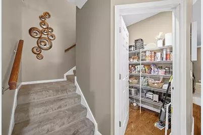 385 Post Oak Circle, West Chicago, IL 60185 - Photo 18