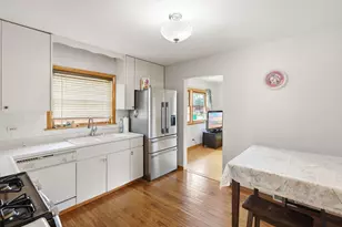 605 Oakton St, Park Ridge, IL 60068 - Photo 12