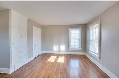 79 S 4th Street #2, Aurora, IL 60505 - Photo 8