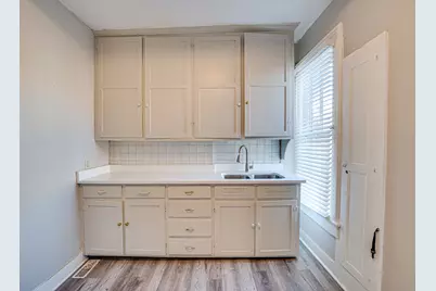 79 S 4th Street #2, Aurora, IL 60505 - Photo 2