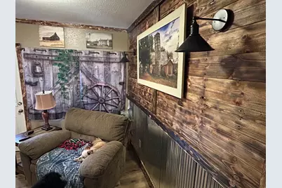446 Chestnut Street E, Paxton, IL 60957 - Photo 16