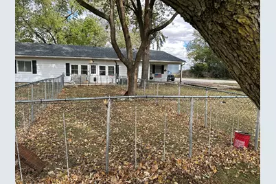 446 Chestnut Street E, Paxton, IL 60957 - Photo 28