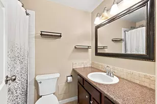 5950 Oakwood Dr, Lisle, IL 60532 - Photo 12