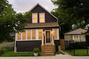 7918 S Anthony Ave, Chicago, IL 60619 - Photo 1