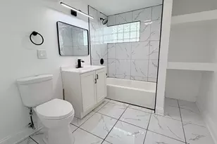 328 156th Pl, Calumet City, IL 60409 - Photo 16