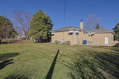 475 Courtesy Lane, Des Plaines, IL 60018 - Photo 30