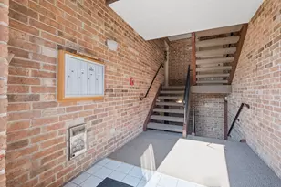 9164 Del Prado Dr, Palos Hills, IL 60465 - Photo 22