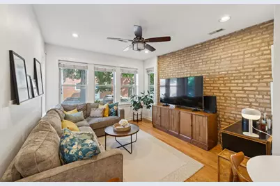 3337 W Byron Street #1, Chicago, IL 60618 - Photo 2