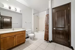 450 E Waterside Dr, Chicago, IL 60601 - Photo 22