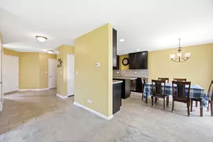 241 Wildmeadow Ln, Woodstock, IL 60098 - Photo 10