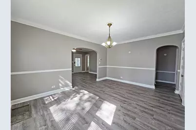 249 E Park Boulevard #1, Villa Park, IL 60181 - Photo 8
