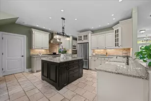 43W834 Morningside Ct, Saint Charles, IL 60175 - Photo 12