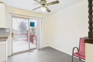 17681 Country Club Dr, Country Club Hills, IL 60478 - Photo 8