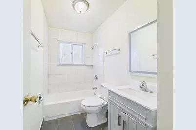 17681 Country Club Drive, Country Club Hills, IL 60478 - Photo 12