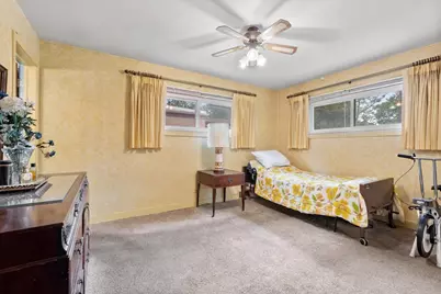 8624 Hamlin Avenue, Skokie, IL 60076 - Photo 8