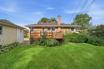 9135 Cherry Avenue, Morton Grove, IL 60053 - Photo 26