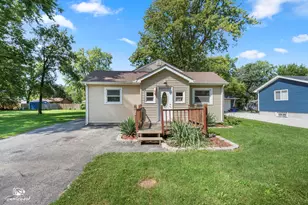 403 8th St, Mazon, IL 60444 - Photo 2