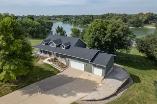 906 Ridgeview Ct, Sherrard, IL 61281 - Photo 4