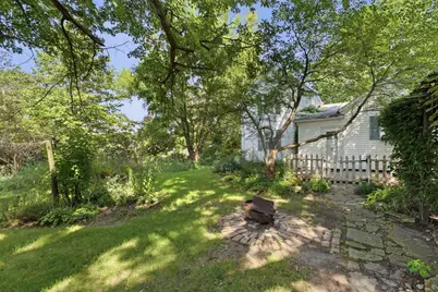 615 Sycamore Street, New Windsor, IL 61465 - Photo 6
