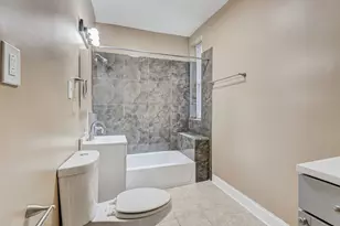 6723 S Chappel Ave, Chicago, IL 60649 - Photo 10