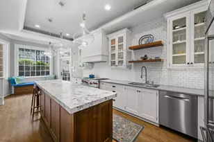 1437 N Dearborn St, Chicago, IL 60610 - Photo 8