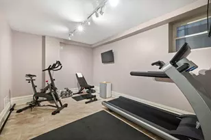 1437 N Dearborn St, Chicago, IL 60610 - Photo 38