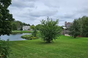 419 Kensington Dr, Streamwood, IL 60107 - Photo 6