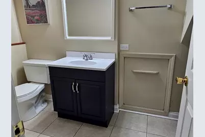 210 Redwood Court, Vernon Hills, IL 60061 - Photo 24