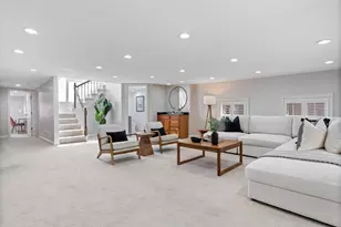 119 W Delaware Pl, Chicago, IL 60610 - Photo 30