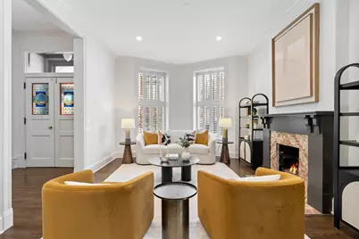 119 W Delaware Place, Chicago, IL 60610 - Photo 6