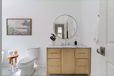 119 W Delaware Place, Chicago, IL 60610 - Photo 26