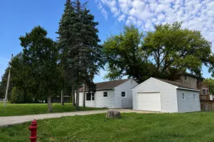 416 Grand Ave, Lake Zurich, IL 60047 - Photo 2