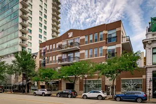 1919 S Michigan Ave, Chicago, IL 60616 - Photo 2