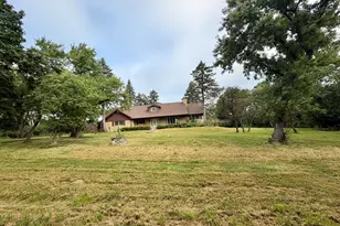 138 Breakenridge Farm Rd, Oak Brook, IL 60523 - Photo 2