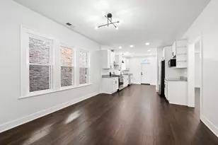 6336 N Fairfield Ave, Chicago, IL 60659 - Photo 6