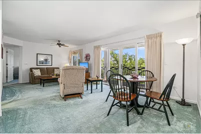 740 Creekside Drive #509, Mount Prospect, IL 60056 - Photo 4