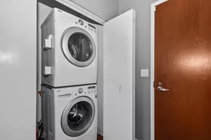 235 W Van Buren St, Chicago, IL 60607 - Photo 14