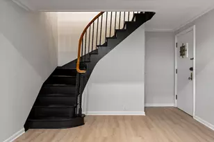 50 W Schiller St, Chicago, IL 60610 - Photo 2