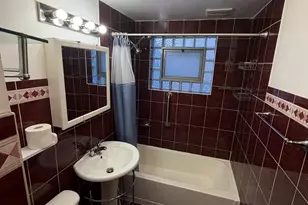 2023 W Balmoral Ave, Chicago, IL 60625 - Photo 12