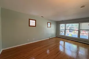 2023 W Balmoral Ave, Chicago, IL 60625 - Photo 2