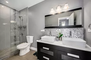 3726 N Albany Ave, Chicago, IL 60618 - Photo 12