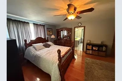 408 S Brookshore Drive, Shorewood, IL 60404 - Photo 12