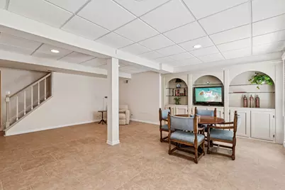 545 Windsor Road, Inverness, IL 60067 - Photo 56