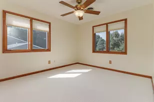 2509 Driftwood Rd, Bloomington, IL 61704 - Photo 26