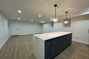 4338 N Clarendon Ave, Chicago, IL 60613 - Photo 8